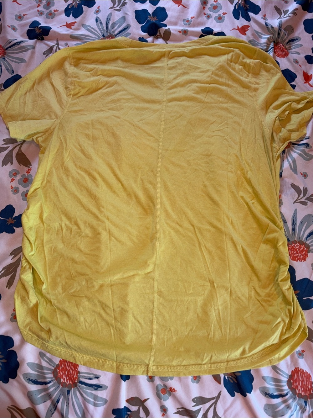 Lot of 4 Women’s Short-Sleeve Workout Tees — Various Brands - Picture 10 of 16